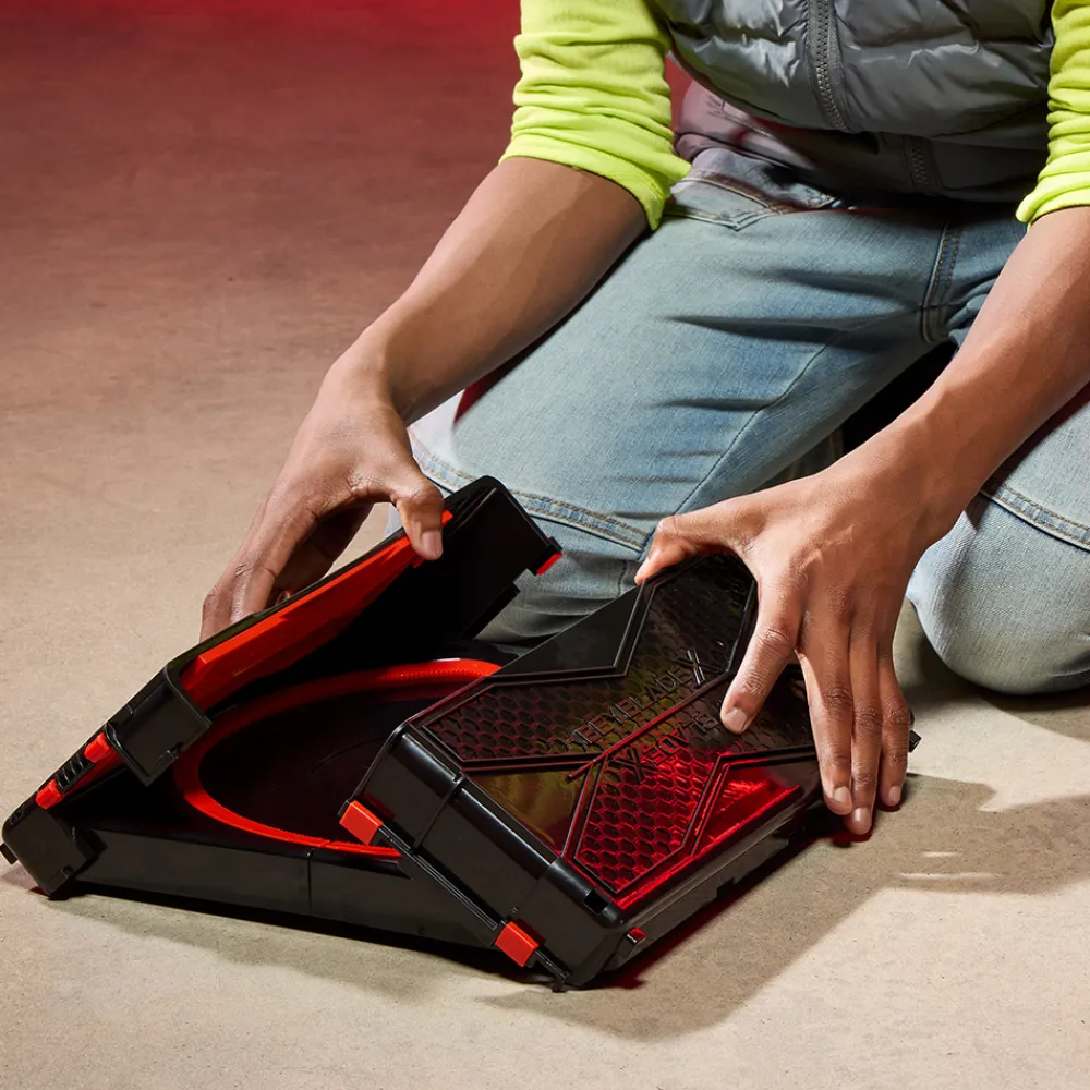 Beyblade Fidgets Og Småleker>Burst BBX Clash & Carry Stadium