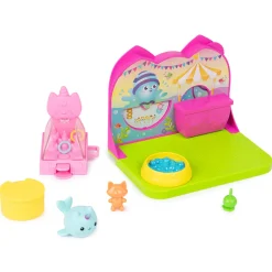 Gabby's Dollhouse Gabby's Dukkehus><noscript><img width=