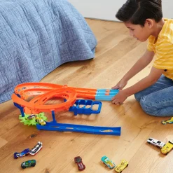 Hot Wheels Radiostyrt Bil Og Baner | Lekebiler><noscript><img width=