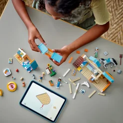 LEGO Lego Friends>42651 Dyreklinikk med hest og kjæledyr