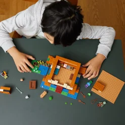 LEGO Lego Minecraft><noscript><img width=