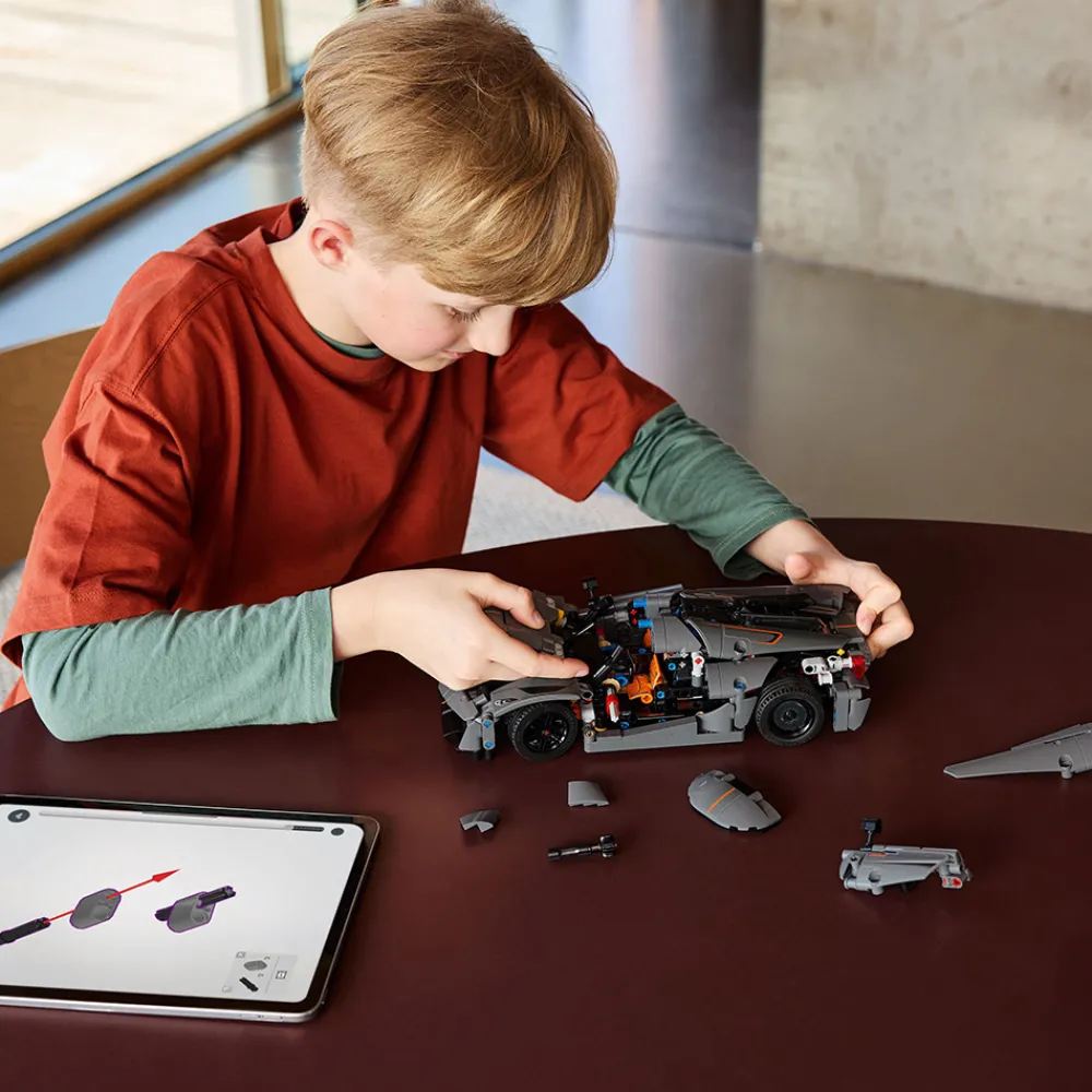 LEGO Lego Technic>42173 Koenigsegg Jesko Absolut-hyperbil i grått