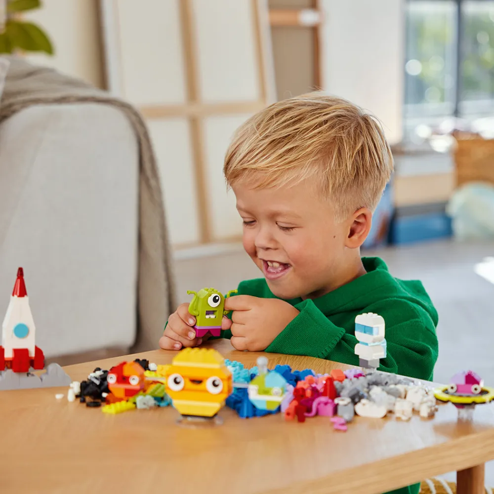 LEGO Lego Space | Lego Classic>11037 Kreative planeter