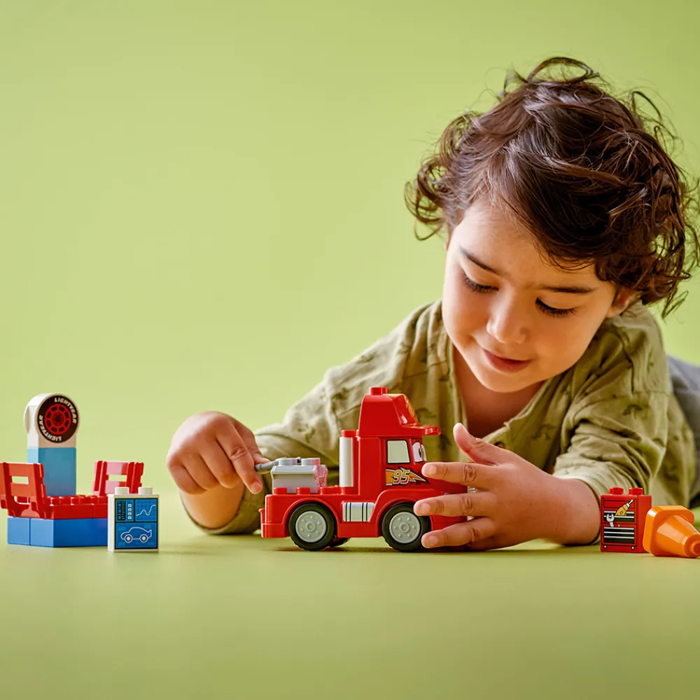 LEGO Lego Disney | Disney>10417 Mack ved racingbanen