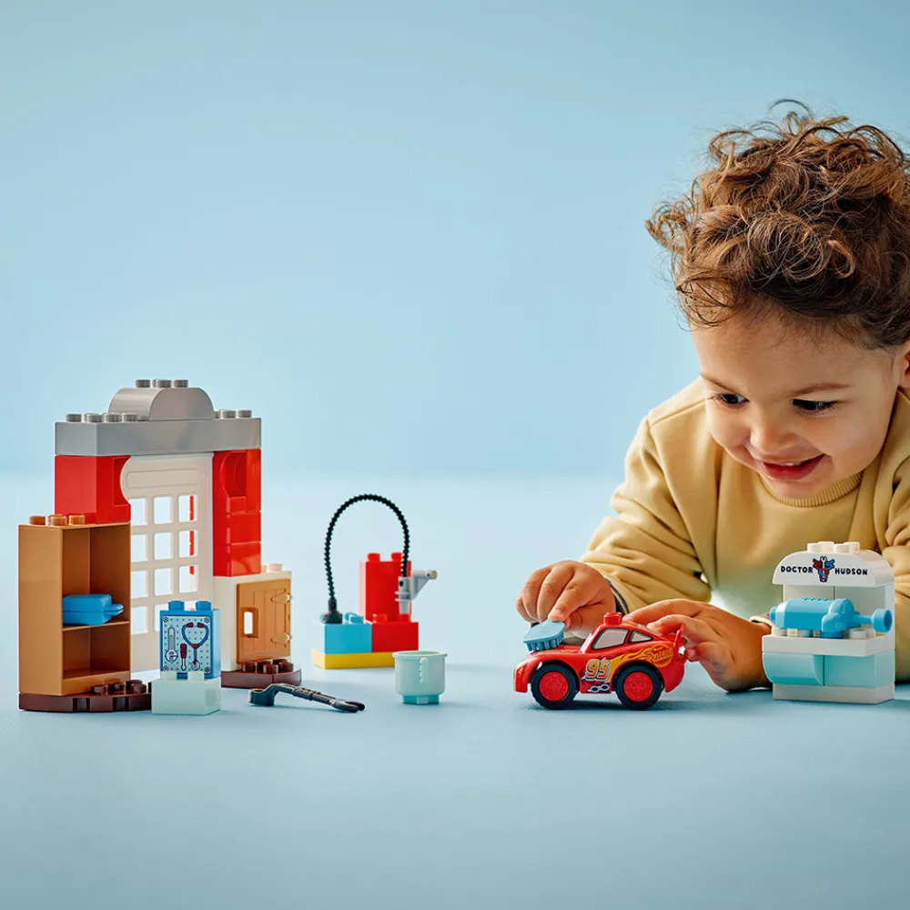 LEGO Lego Duplo | Lego Nyheter>10456 McQueen besøker Docs verksted