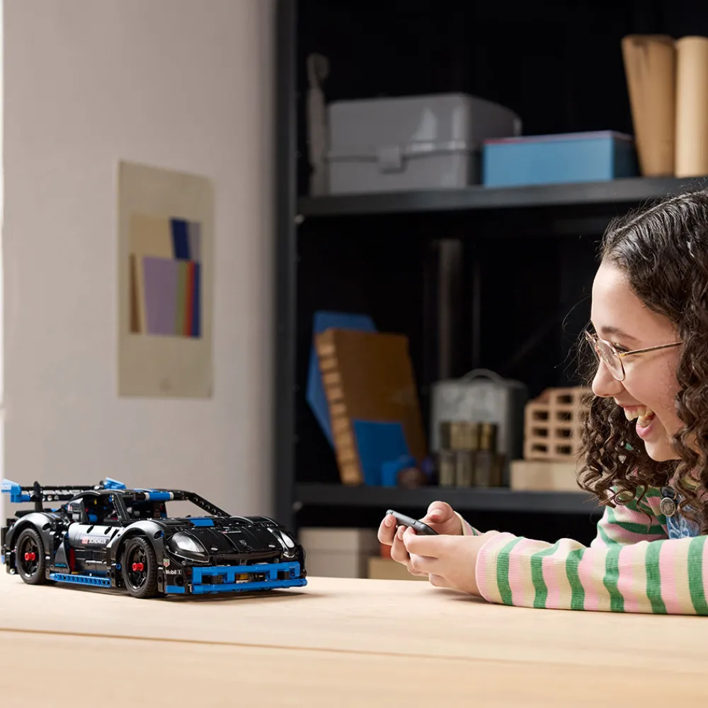 LEGO Lego Technic>42176 Racerbilen Porsche GT4 e-Performance